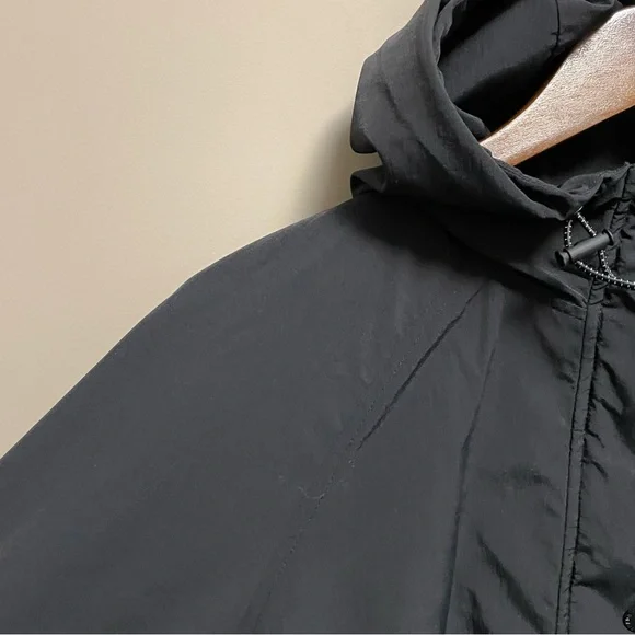 Roots Outdoors Black Nylon Windbreaker Men Women Large - Picture 4 of 13